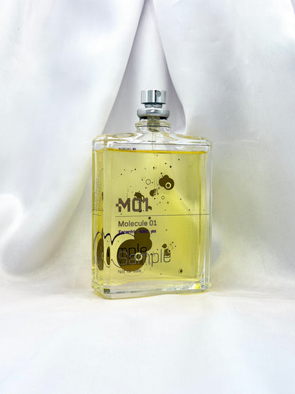 Escentric Molecules Molecule 01